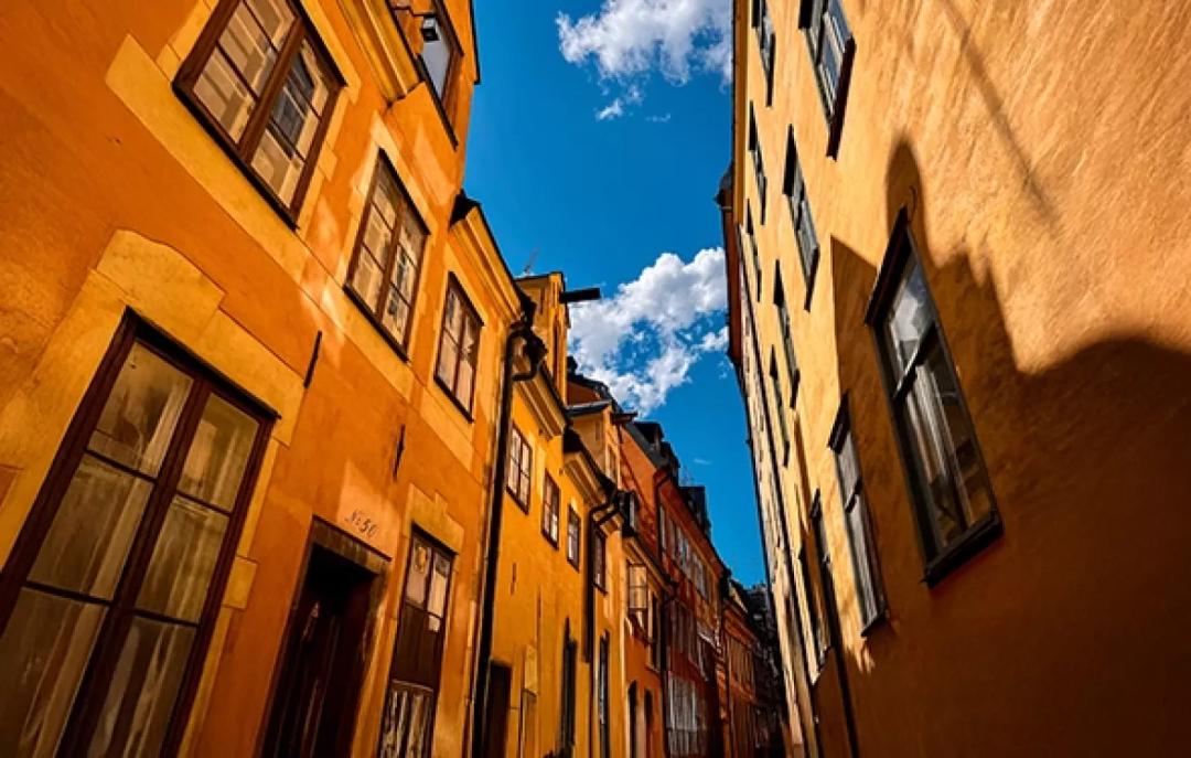 WHY HAVE WE CHOSEN THE OLD TOWN AND NORMALM IN STOCKHOLM?