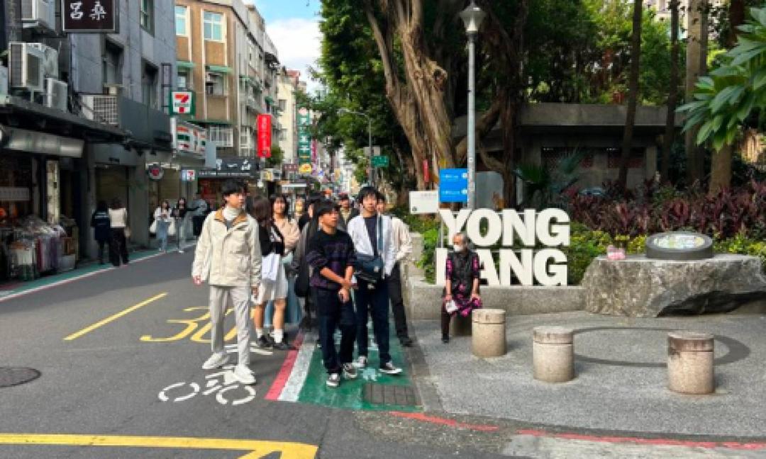 WHY TAIPEI CENTER, SHIDA MARKET, AND YONGKANG STREET?