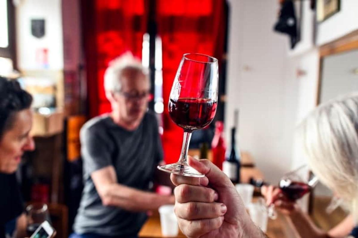 secret-wine-tastings-3