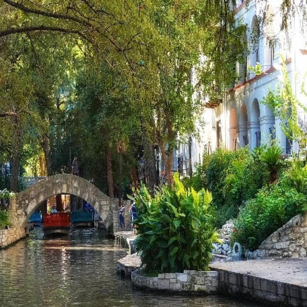 PHOTOS OF SECRET TOURS San Antonio