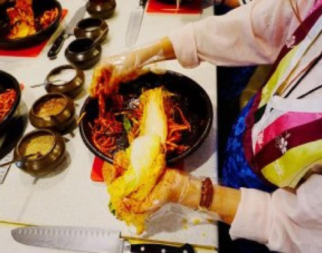 Kimchi Making & Cooking Class in Seoul