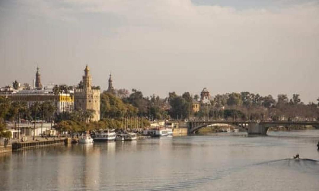 WHY THE HISTORIC CENTER AND TRIANA?